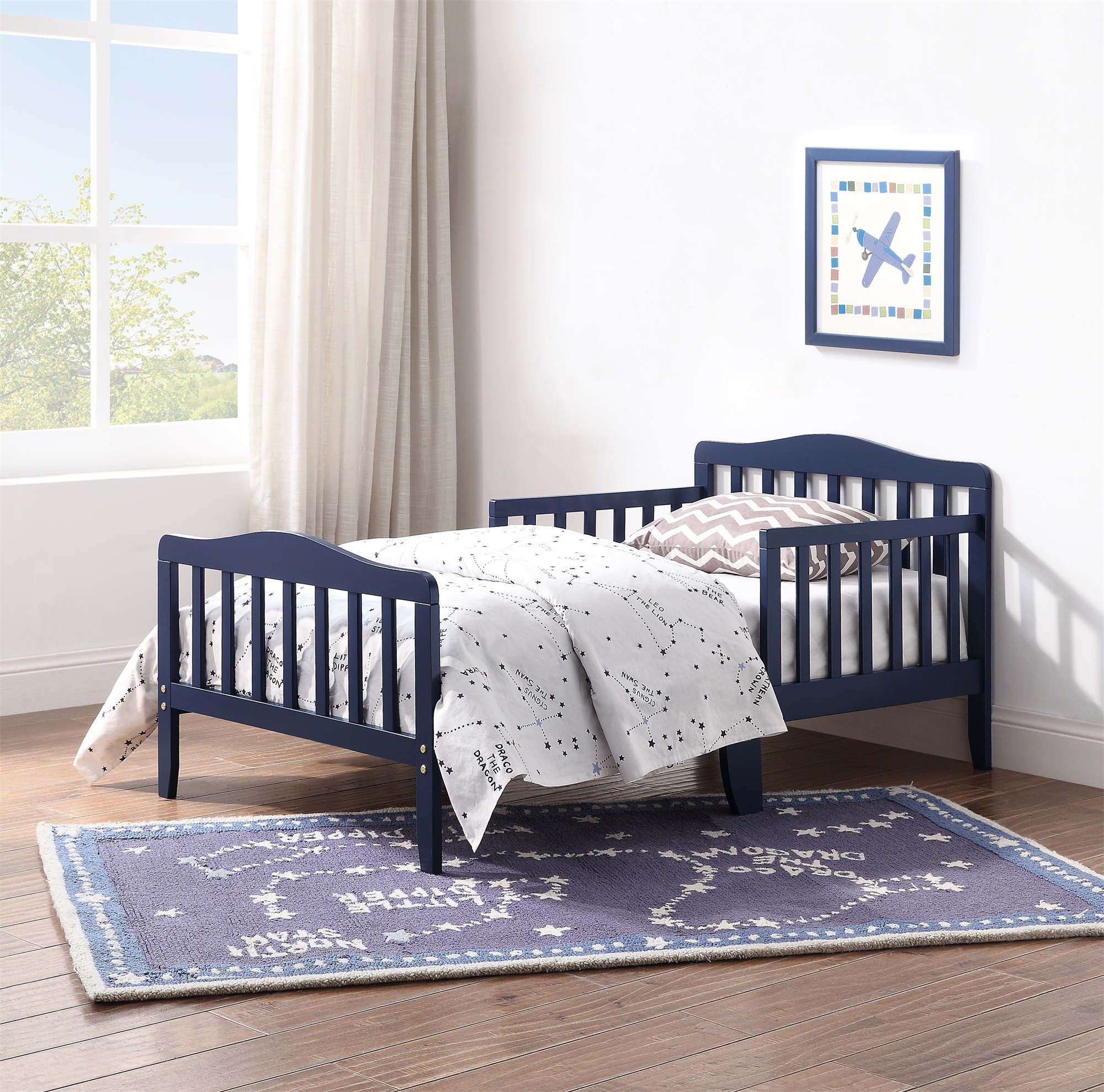 Wood Toddler Bed, Classic Design Toddler Bed with safety side rails