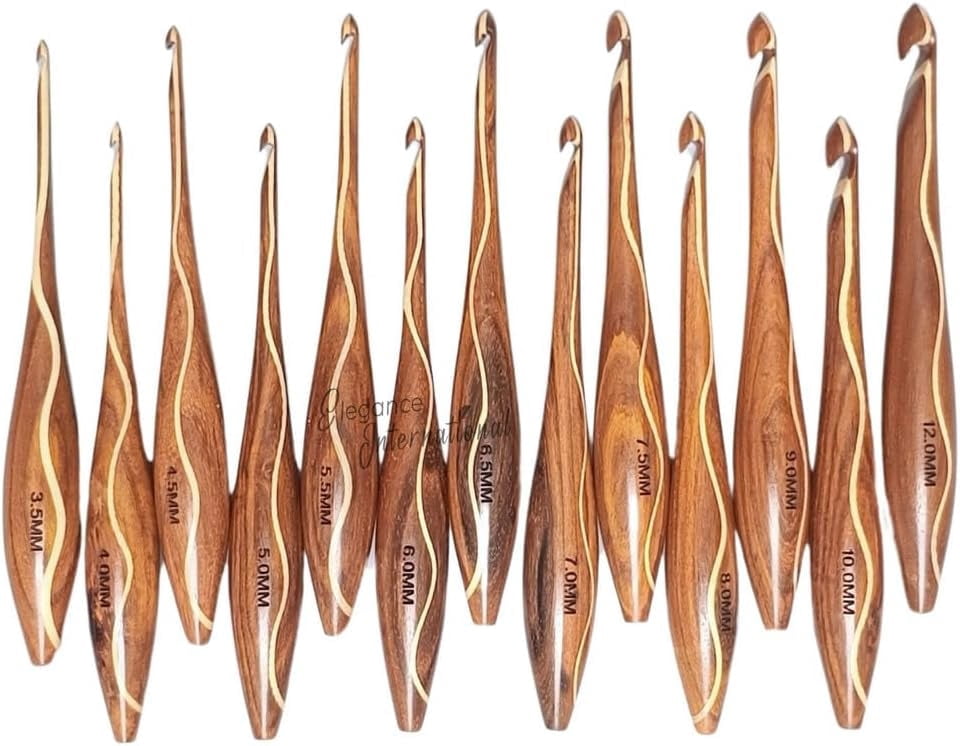 Wooden Crochet Hooks Set - 7 Sizes 4mm to 10mm - Crochet Hooks with Comfortable Grip - - Ergonomic Design for Arthritic Hands - for Crocheting, Knitting - Gifts for Her(Dsg1,Hooks, Stand, Bowl)