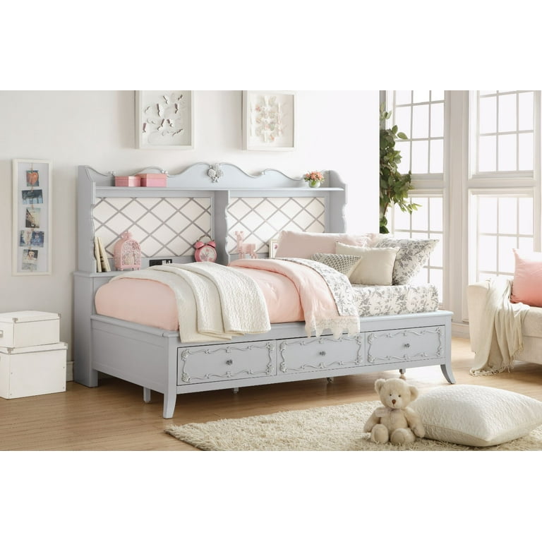 Daybed for cheap little girl