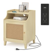 Wooden Nightstands Farmhouse Nightstand with Charging Station Bedside Table with Rattan Door&Adjustable Shelf, Wood Couch Side Table End Table for Bedroom, Natural Oak,Bedside Nightstands