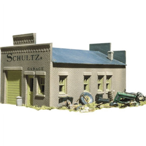 Woodland Scenics Schultz's Garage, HO Scale