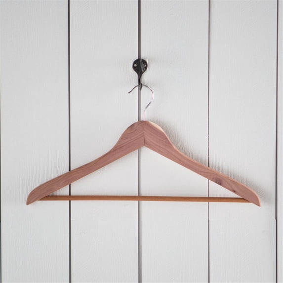 aromatic cedar hangers - set of 10