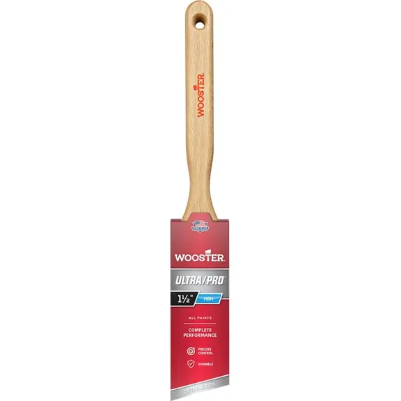 Wooster 4174 1-1/2" Ultra/Pro Lindbeck Firm Angle Sash Brush