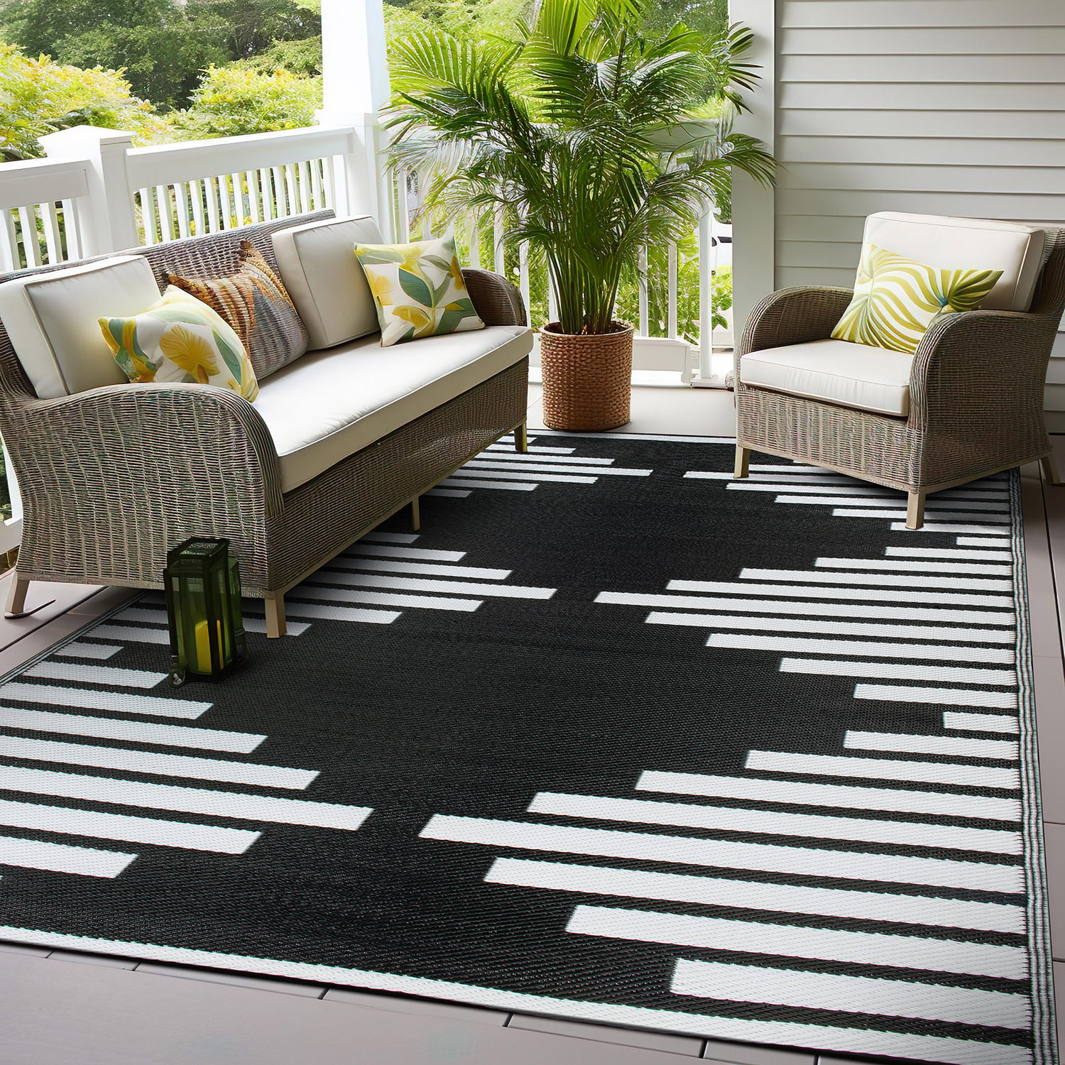 World Rug Gallery Bohemian Stripe Diamond Reversible Recycled Plastic Outdoor Picnic Mat, Camping Rug, RV Rug - BLACK 7'10"x10'