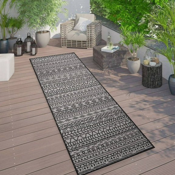 World Rug Gallery Contemporary Geometric Bohemian Textured Flat Weave Indoor/Outdoor Area Rug - BLACK 2'x7'