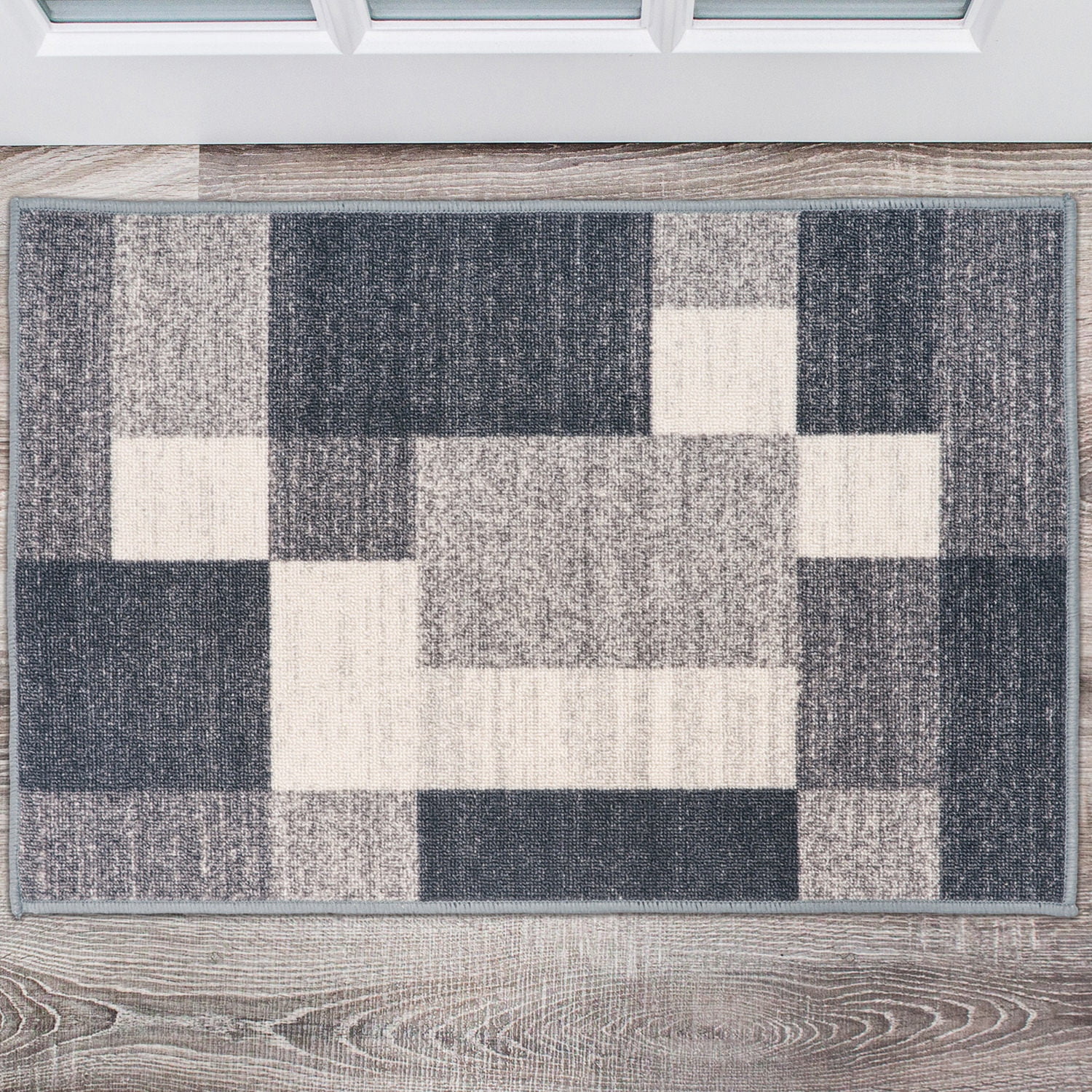 Gray Geometric Non-Slip Washable Synthetic Area Rug 20" x 30"