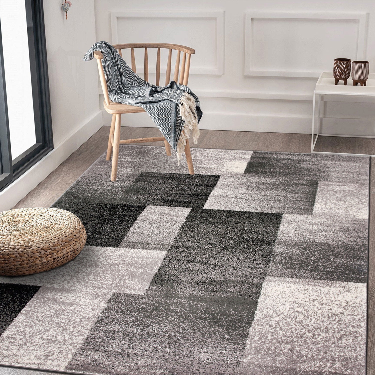 Easy Care Reversible Gray Synthetic 5' x 7' Area Rug