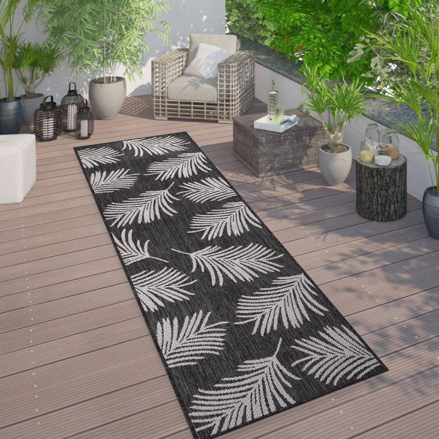World Rug Gallery Contemporary Palm Leaves Textured Flat Weave Indoor/Outdoor Area Rug - BLACK 2'x7'