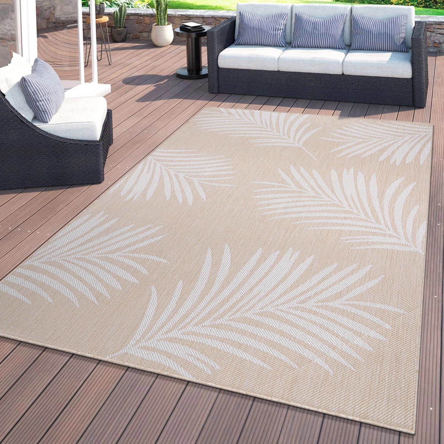 Natural Floral Palm Leaves Flat Weave Indoor/Outdoor Rug 5' x 7'
