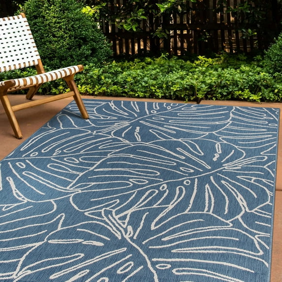World Rug Gallery Contemporary Tropical Leaves Weather Resistant Reversible Indoor/Outdoor Area Rug - Blue 5'x7'