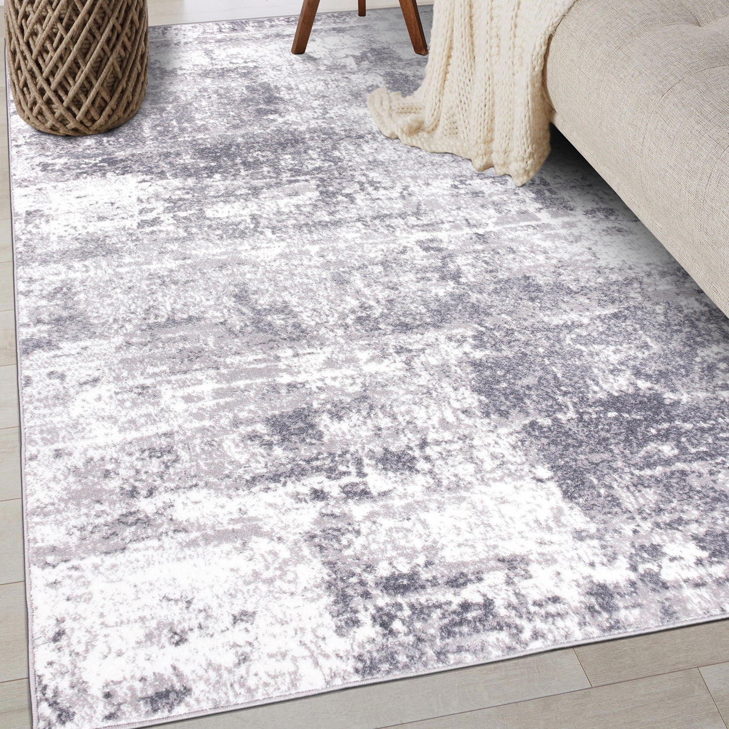 Reversible Abstract Gray Synthetic 3'3" x 5' Easy-Care Rug