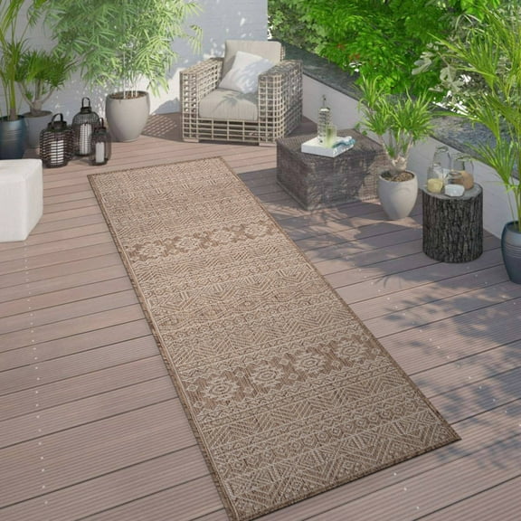 World Rug Gallery Distressed Geometric Bohemian Textured Flat Weave Indoor/Outdoor Area Rug - BROWN 2'x7'