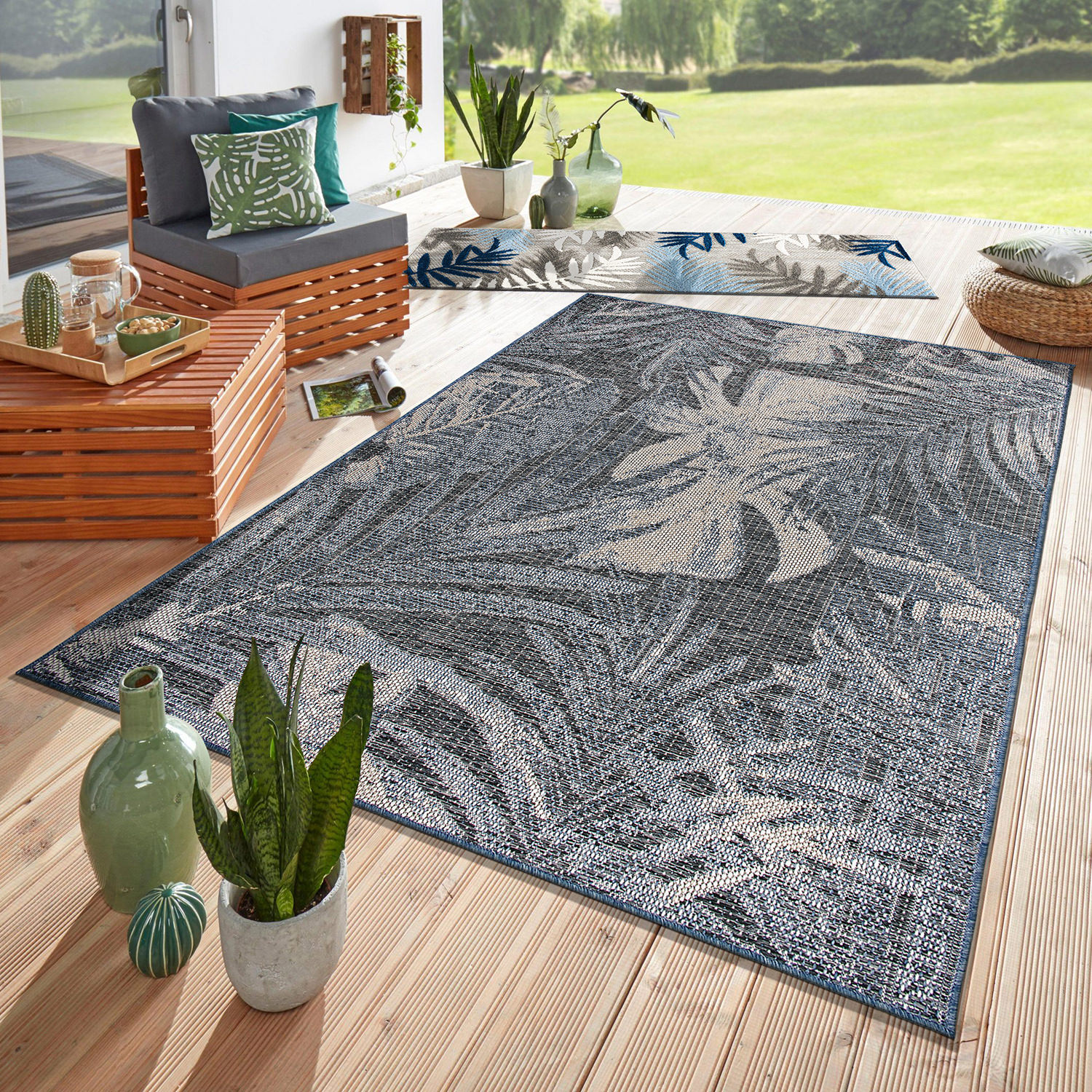 World Rug Gallery Floral Tropical Indoor/Outdoor Area Rug - Blue 7'10 ...