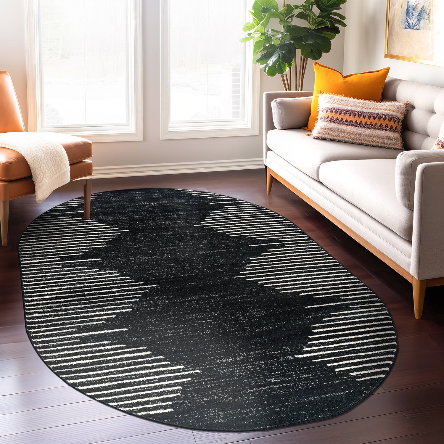 Black and White Oval Stripe Synthetic Area Rug 5' x 7'