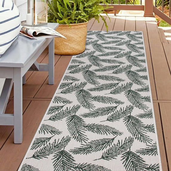 World Rug Gallery Nature Inspired Floral Leaves Reversible Indoor/Outdoor Area Rug - Green 2'x7'