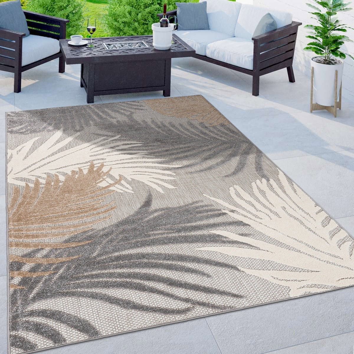 Gray Floral Synthetic Flat Woven Reversible 5' x 7' Area Rug