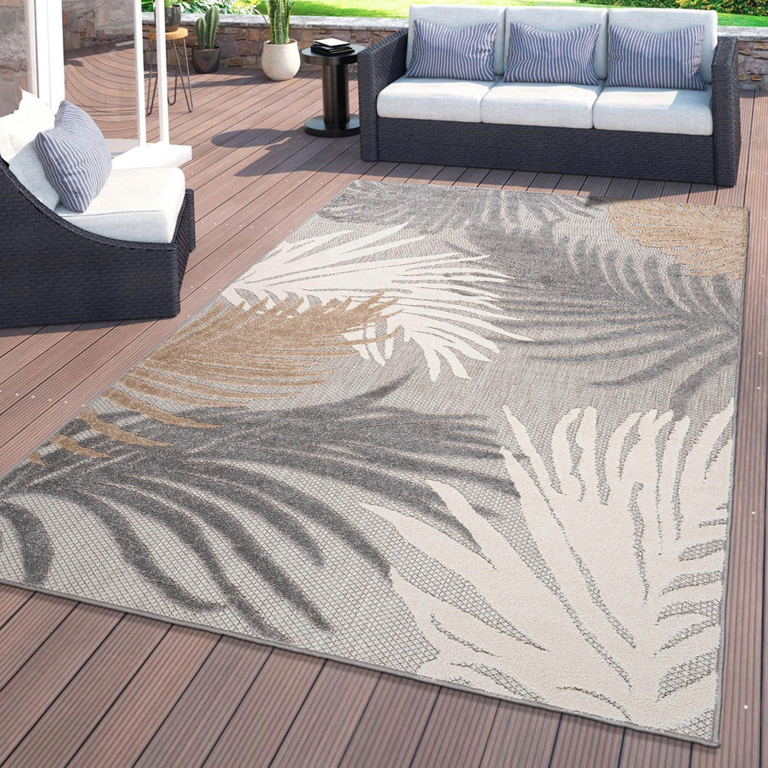 Amalfi Tropical Floral Polypropylene Indoor/Outdoor Rug, Patio Use ...