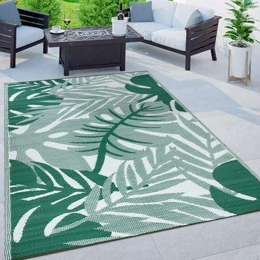 World Rug Gallery Tropical Leaf Reversible Recycled Plastic Outdoor Rugs - GREEN 5'x7'