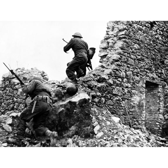 World War Ii Cassino. Nnew Zealand Infantryman On The Lookout For Enemy Snipers At Cassino Italy. Photographed 1944.