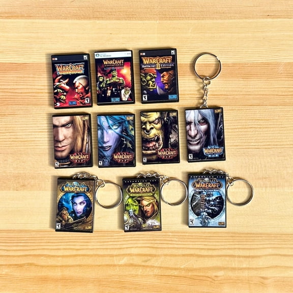 World of Warcraft Mini Game Case Keychain | Retro PC Gamer Accessory | Scratch + Water Resistant (1 keychain)