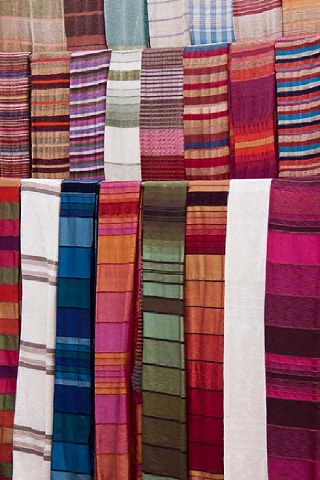 Woven Fabrics Morocco Canvas Art - William Sutton DanitaDelimont (11 x 17)