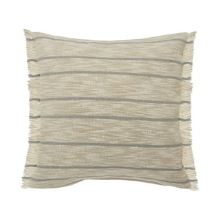 https://i5.walmartimages.com/seo/Woven-Paths-Charles-Casual-Cabin-Fringed-Throw-Pillow-20-x-20_6f5dbd68-9f35-4264-a97f-b03432f02a17.2e6b91c4a8efdd0aec928d4876fa069e.jpeg?odnHeight=320&odnWidth=320&odnBg=FFFFFF