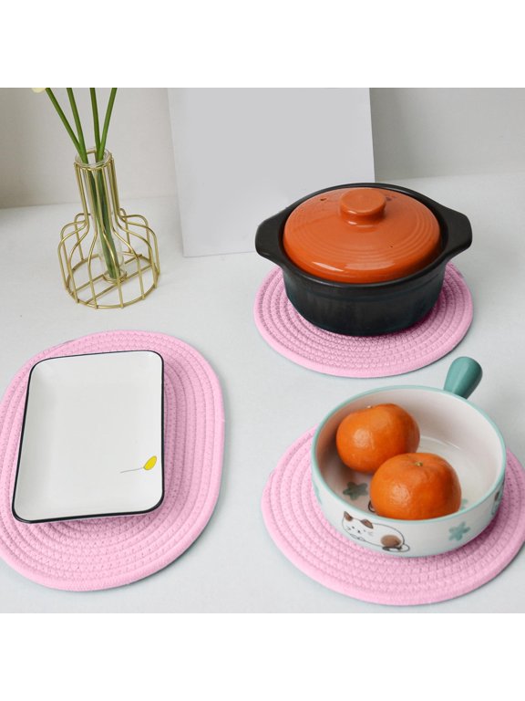 Woven Round Placemats, Usupdd Thermal Insulation Table Mats 3-Piece Set, Durable Cotton Coasters for Hot Dishes Kitchen Dining Table, Pink
