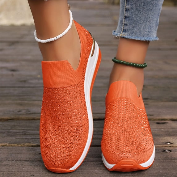Wowcloth Solid Color Round Toe Casual Shoes for Women – Thick Sole Slip-On for Stylish Everyday Wear