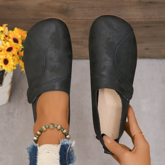 Wowcloth Women's Casual Sneakers – Fashionable Round-Toe Slip-On with Breathable & Solid Color Style for Autumn Everyday Wear