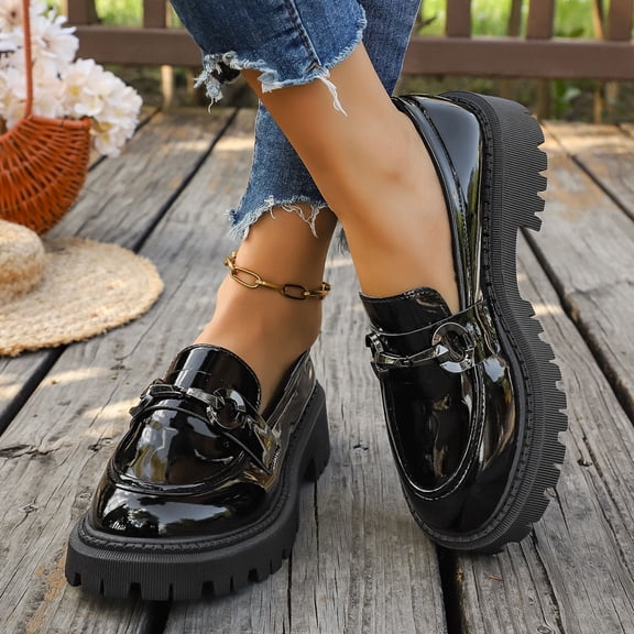 Wowcloth Women's Chunky Heel Loafers with Metal Chain – Glossy Finish Plus Size Shoes for Versatile Autumn Winter Fashion