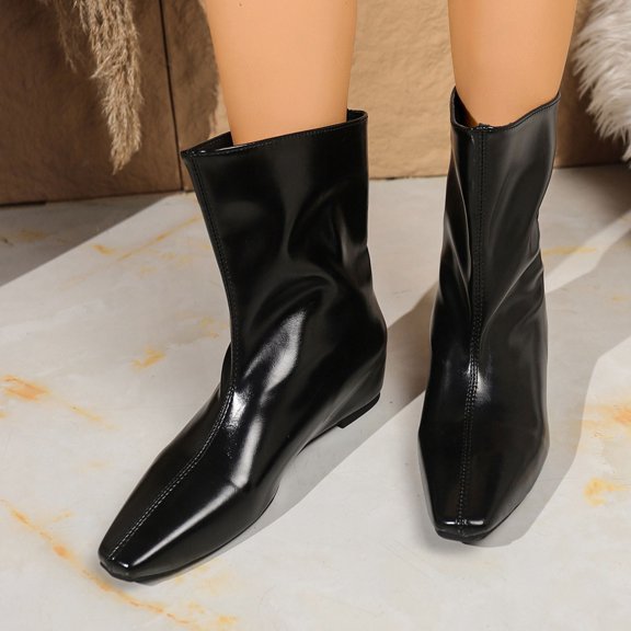 Wowcloth Women's Fashion Casual Winter Retro British Ankle Boots – Low Heel Slip-On with Block Heel Design & Cuff Details for Vintage Style Winter Outfits