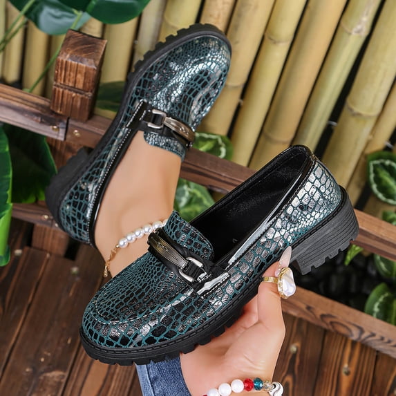 Wowcloth Women's Plus Size Loafers – British Style Slip-On Heel Platform and Metal Buckle for Casual Wear