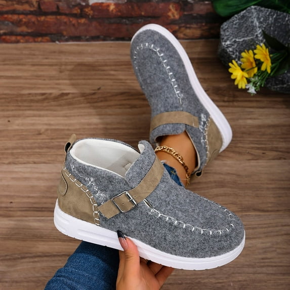 Wowcloth Women's Round Toe Flats – Comfortable Buckle Detail Flat Shoes with Solid Color for Casual Everyday Wear in Autumn and Winter