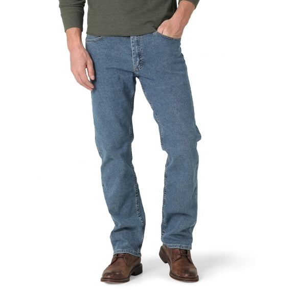 Wrangler Authentics Men's Regular Fit Comfort Flex Waist Jean, Light Stonewash, 42W x 32L