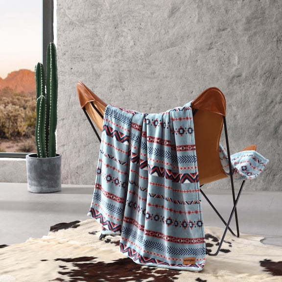 Wrangler Diamond Trail Blue Ultra Soft Plush Fleece 70X50 Throw