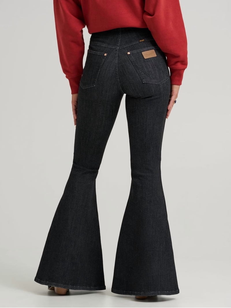 Wrangler Womens Lainey Wilson Pull On Flare Jean 25x34 Black 