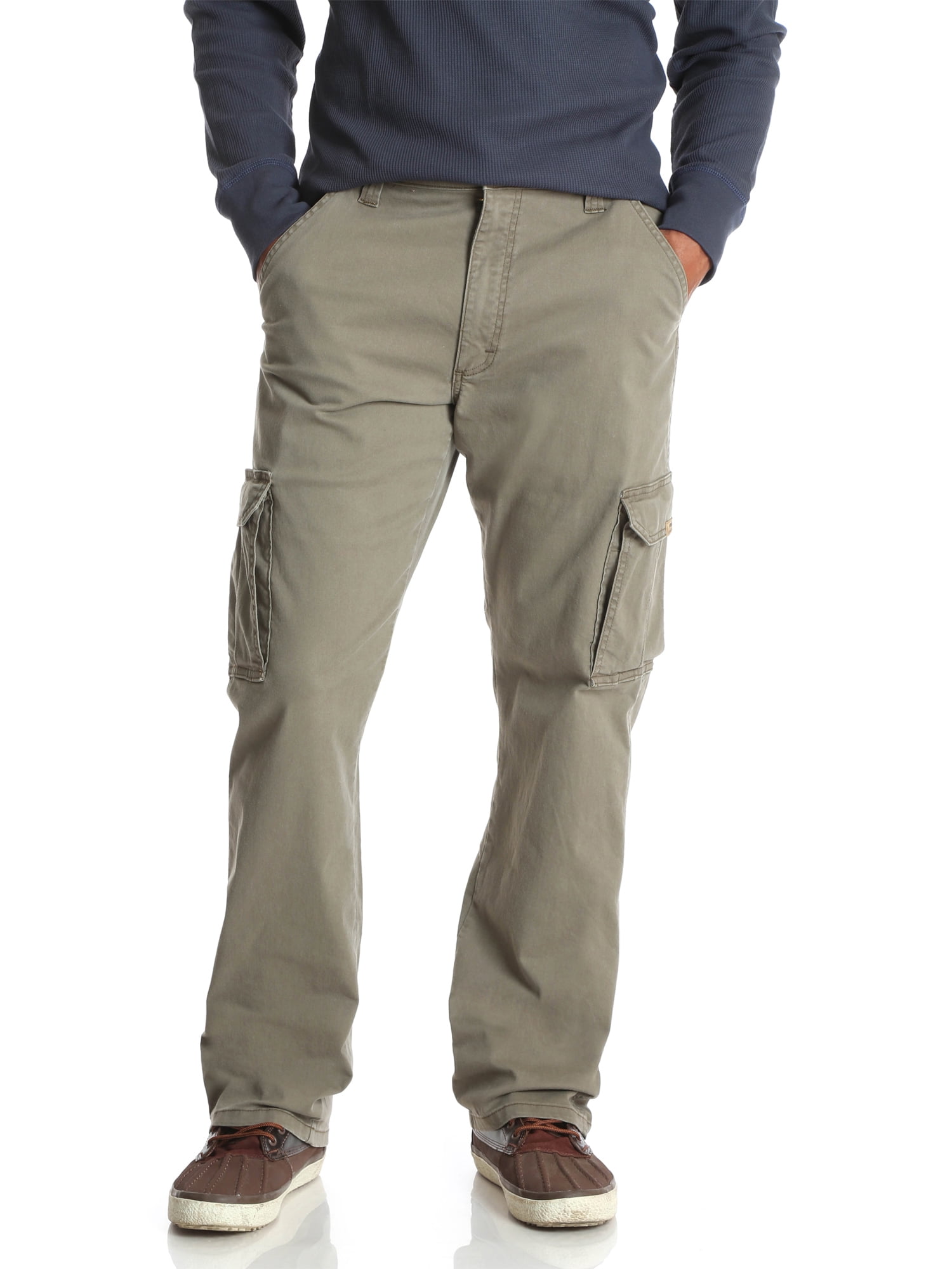 Cargo pants with expandable waist outlet