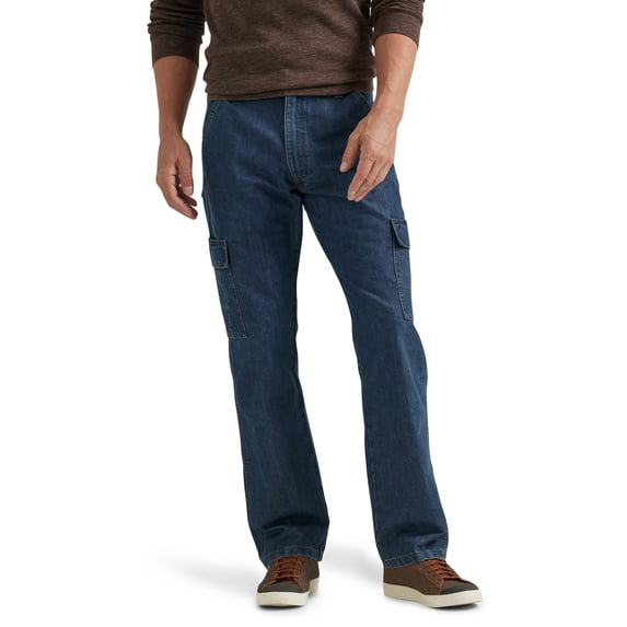Wrangler Men's and Big Men's Relaxed Fit Wide Leg Cargo Jean