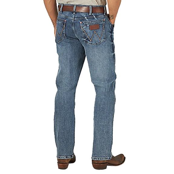 Wrangler Men's Retro Men'S Greeley Light Wash Stretch Relaxed Bootcut Jeans Blue 38W x 36L US