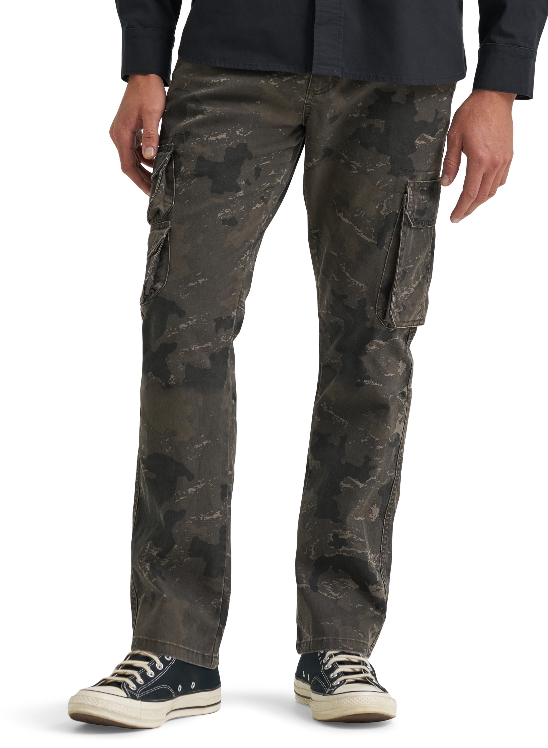 Wrangler® Men's Stretch Taper Leg Regular Fit Cargo Pant