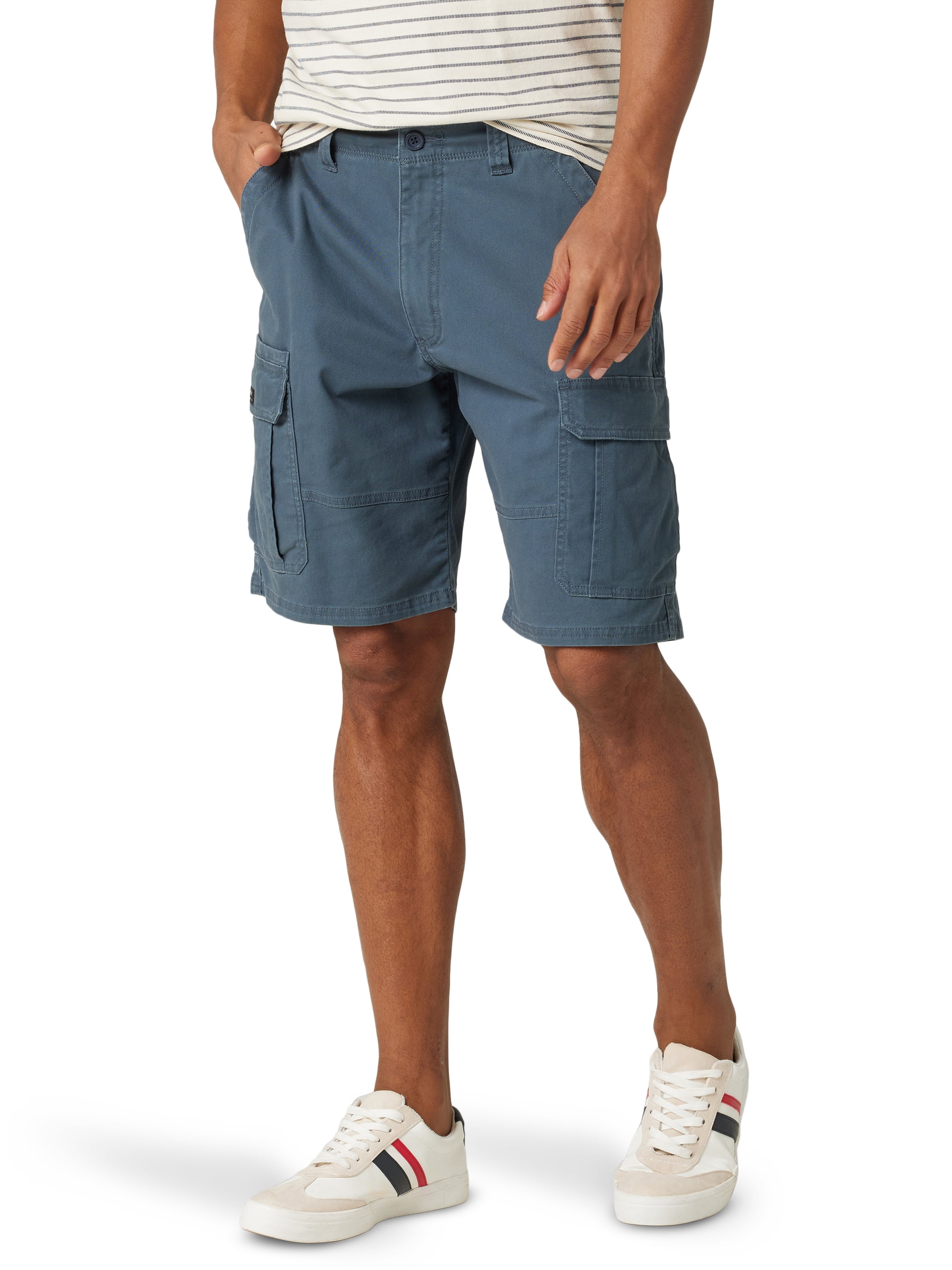 Wrangler Men's and Big Men's 10 Relaxed Fit Cargo Shorts With Stretch 