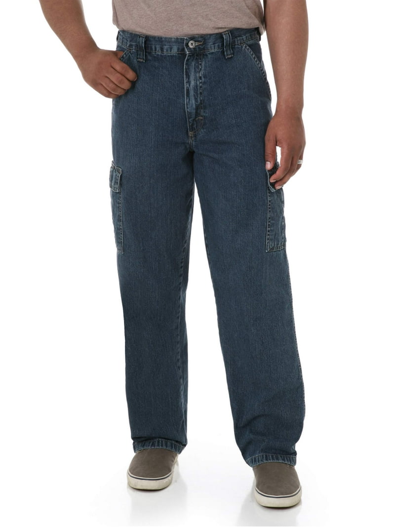 Wrangler Men's and Big Men's Relaxed Fit Wide Leg Cargo Jean