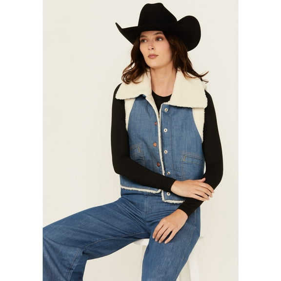 Wrangler Women's Sherpa Lined Denim Vest - 112358123   US