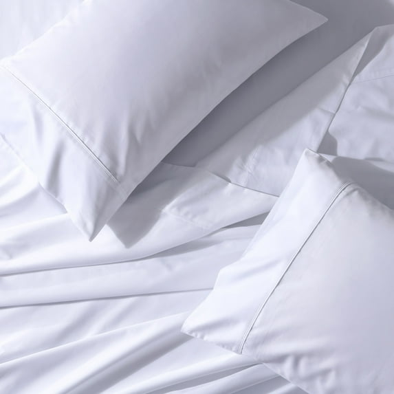 Wrinkle-Free 650 Thread Count Solid Cotton Blend Sheets Easy Care Sheet Set With Deep Pockets - Full - White