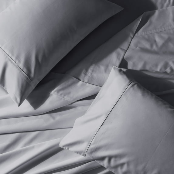 Wrinkle-Free 650 Thread Count Solid Cotton Blend Sheets Easy Care Sheet Set With Deep Pockets - Olympic Queen - Gray