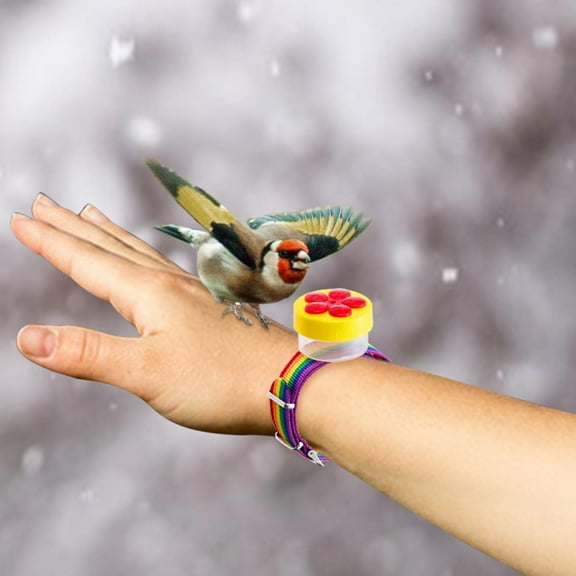 Wrist hummingbird feeder Creative handheld hummingbird feeder