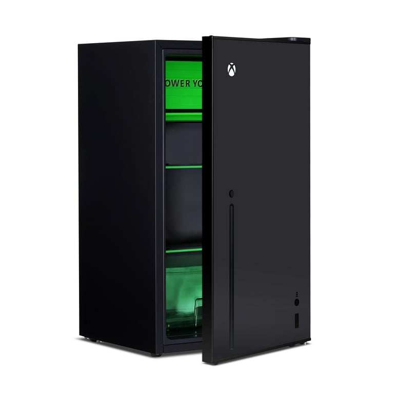 XBOX Series X 3.2 Cu Ft Gaming Fridge Matte Black with