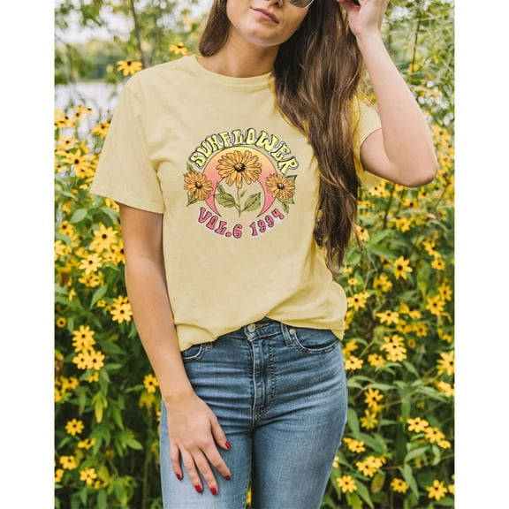 XCHQRTI Sunflower Shirts for Women Graphic Short Sleeve Tshirts Casual Summer Tee
