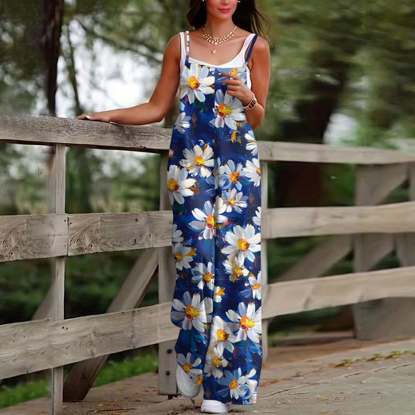 Soft Bohemian Style Cream-colored Floral Sleeveless Jumpsuit main image 1
