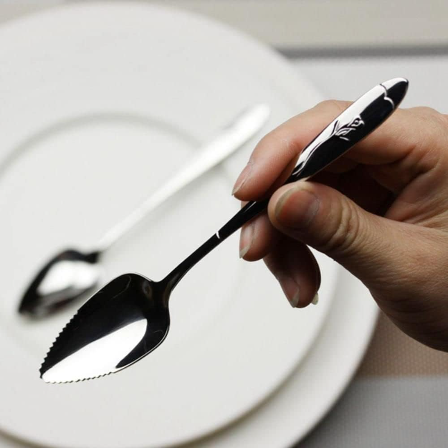 XIAOGZAHUOP Silver Stainless Steel Chef Serrated Grapefruit Spoons for